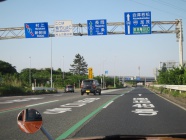 新潟港をスタートし、まずは新潟市内を走って日本海東北自動車道・新潟亀田ICへ向かいます